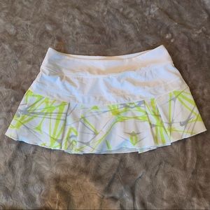Nike tennis or running skirt white/grey/yellow size medium